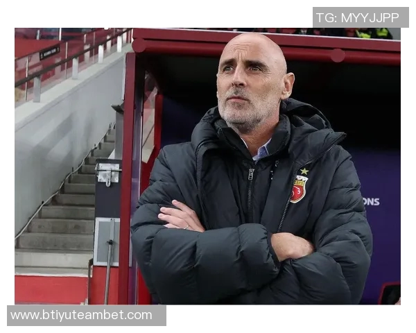 穆斯卡特称赞林加德表现出色并强调海港未来发展需深入讨论