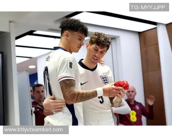 里斯詹姆斯因伤缺席英格兰名单曼城小将奥赖利紧急补位