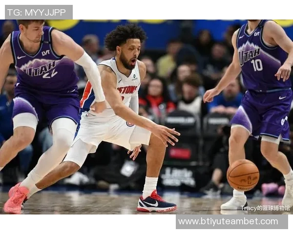 米切尔轻松发威30分钟内高效砍下27分4篮板4助攻第三节完美表现6中6